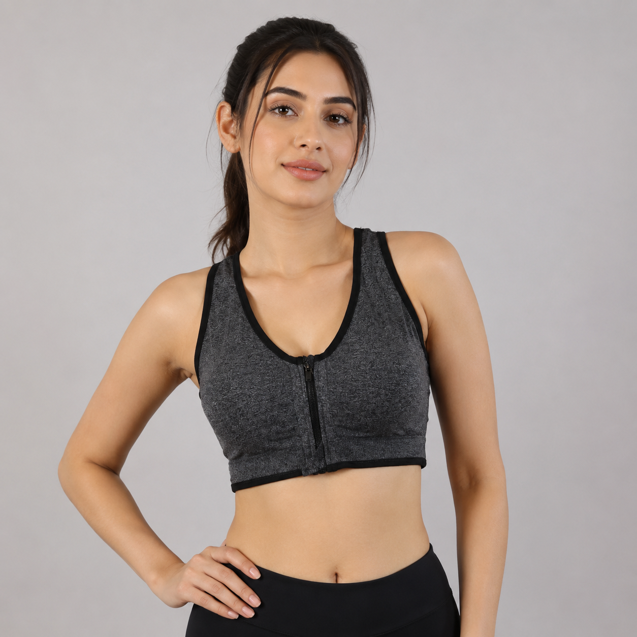 Comfort Fit Front-Zip Seamless Sports Bra