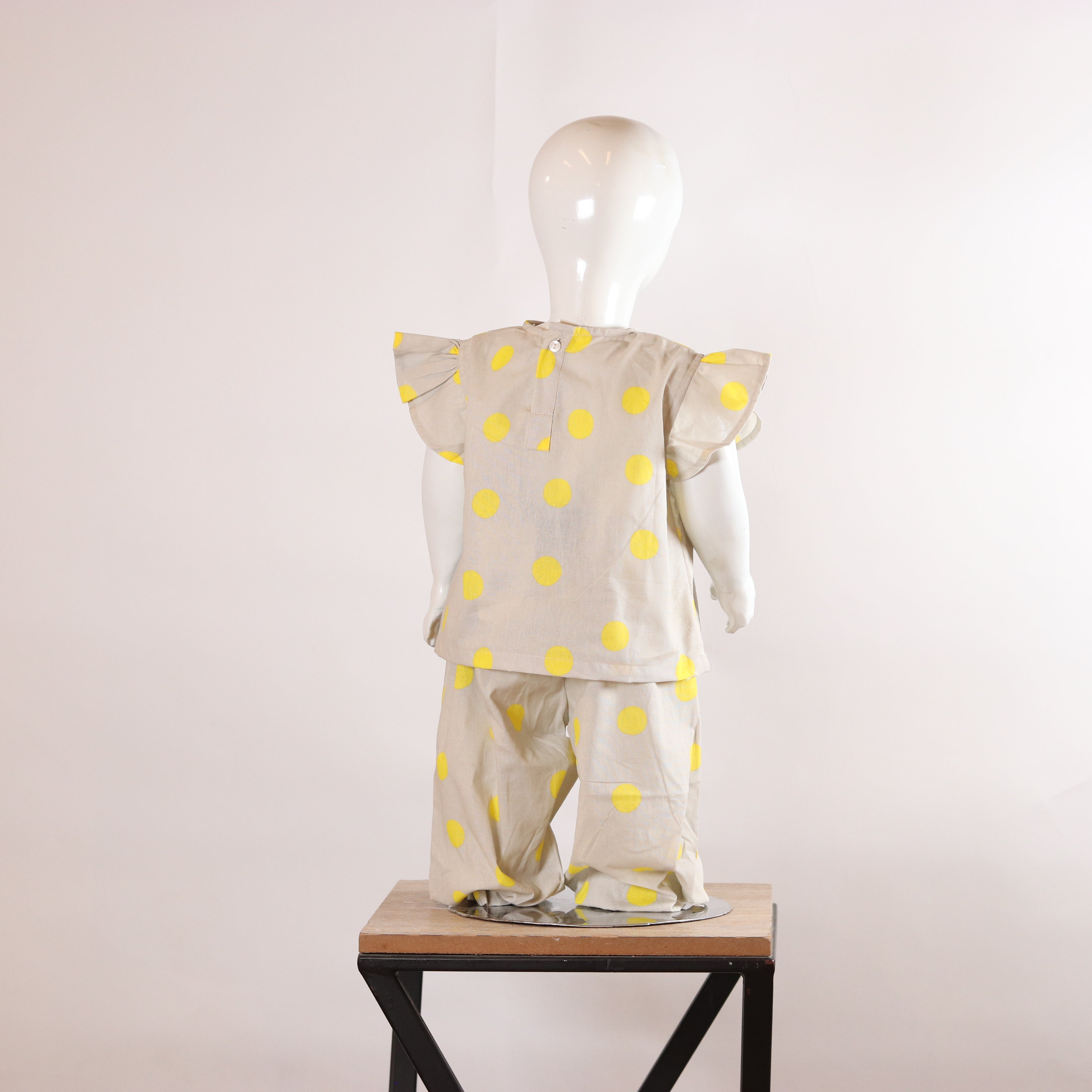 Girls Beige &amp; Yellow Polka-Dot Top and Harem Pants Set