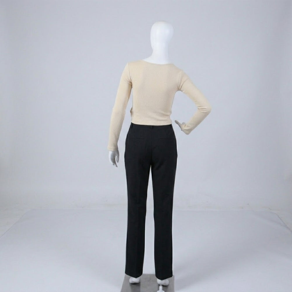 Elegant Light Beige Scoop Neck Ribbed Long Sleeve Crop Top