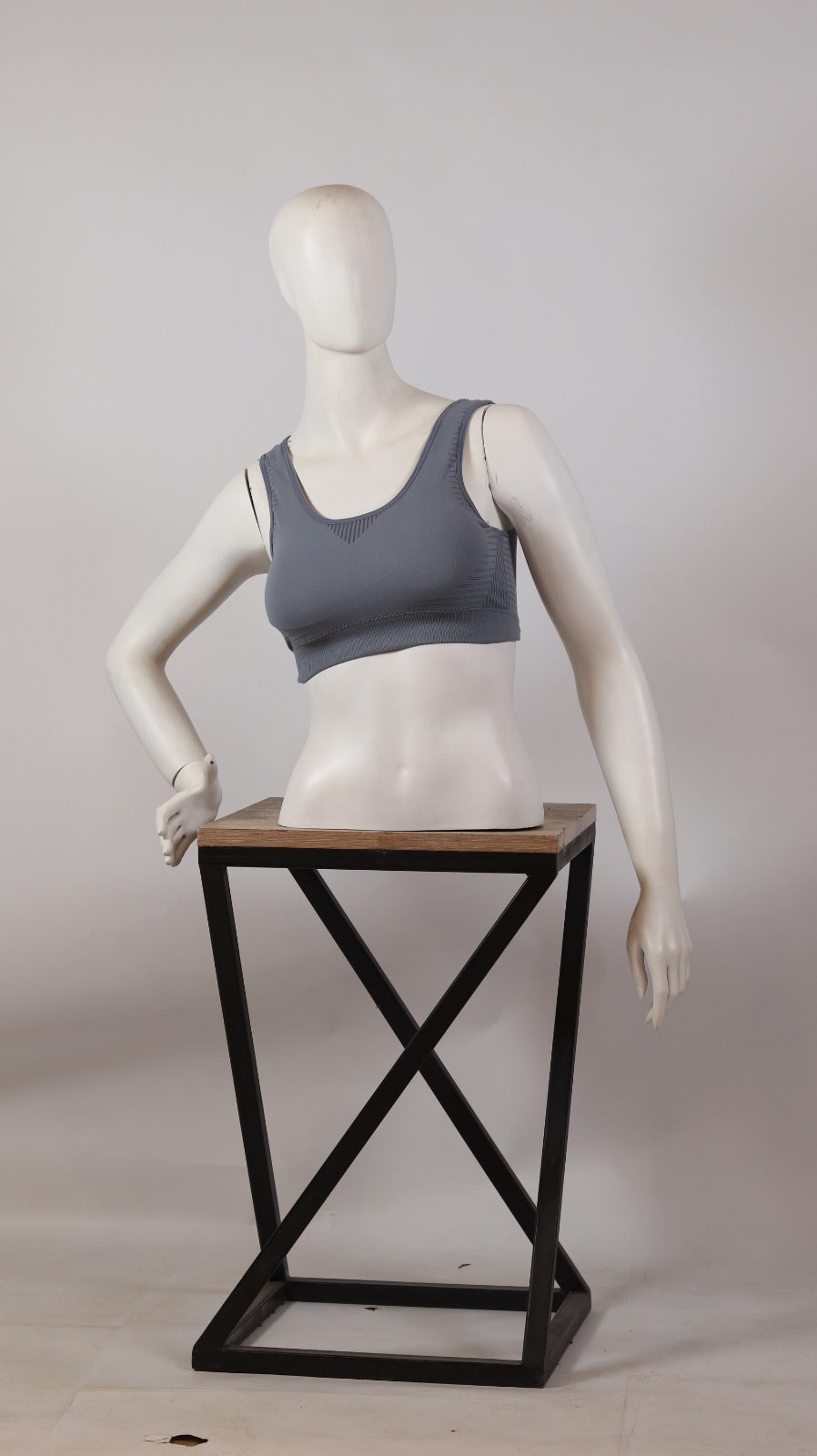 Seamless Sports Bra – Performance & Comfort Edition